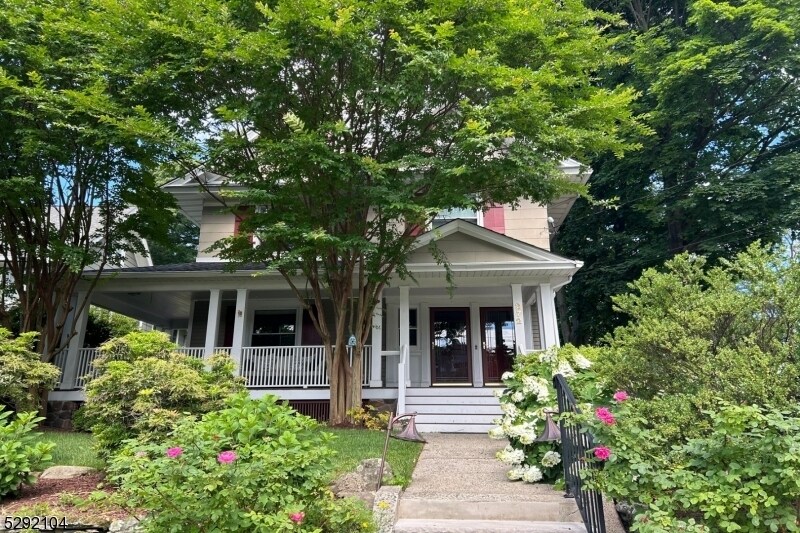 Primary Photo - 272 Park St