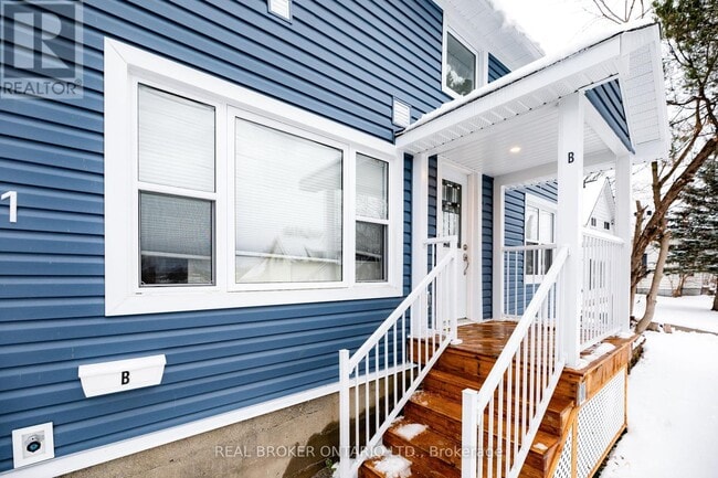 Building Photo - 81 Queen St