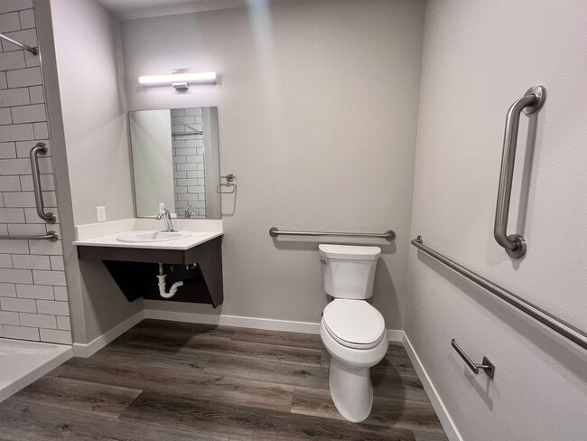 Interior Photo - The 508 West