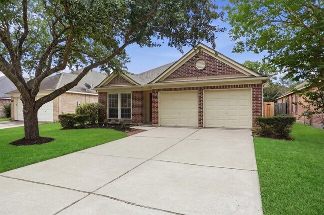 Foto del edificio - 20931 Hamlet Ridge Ln