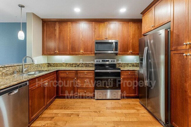 Building Photo - 1021 Costa Pacifica Way