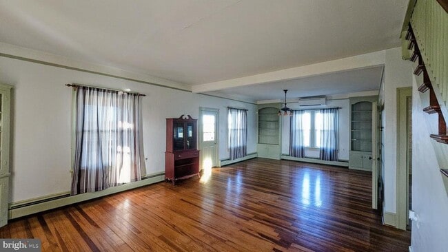 Foto del edificio - 22721 Marsh Creek Rd