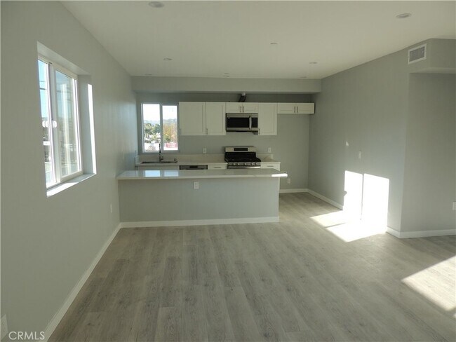 Foto del edificio - 22735 Del Valle St