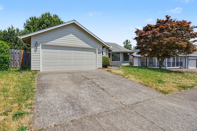 Building Photo - Lovely 3 bed, 2 bath home in South Salem neighborhood