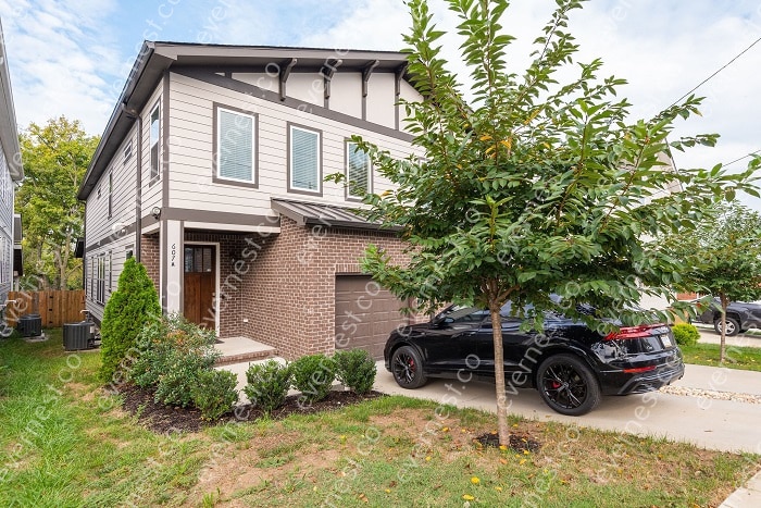 Primary Photo - 3 bed / 3 bath home