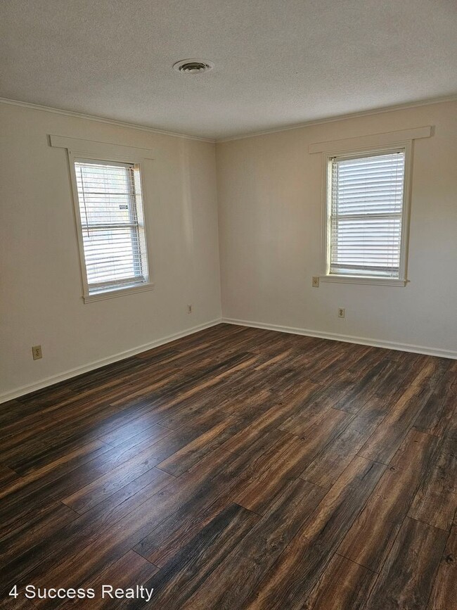 Building Photo - 3 br, 1 bath House - 10405 Godwin Road