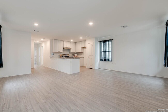 Foto del edificio - Super cute 3 Bedroom 2 Bath Home Southside...