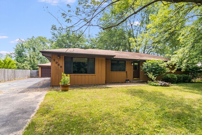 Building Photo - 2969 S Southbrook Dr