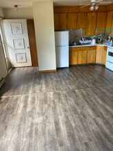 Building Photo - 9 Sunset Dr