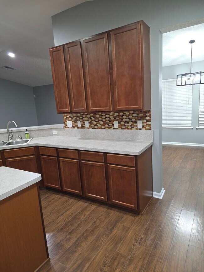 Foto del edificio - 1334 Camp Ridge Ln