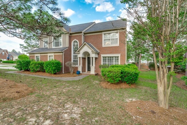 Building Photo - Looking for your dream home in a peaceful ...