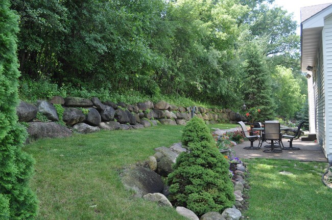 Building Photo - 16656 Jackdaw Path