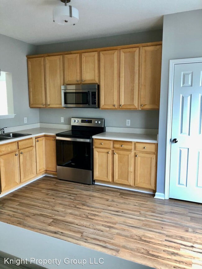 Building Photo - 3 br, 2.5 bath House - 1692 Oliver's Crossing