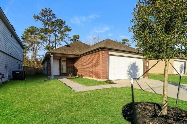 Building Photo - 2720 Atlas Dr