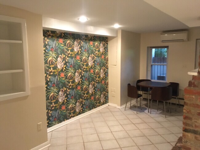 Living Room toward Entry - 1915 17th St NW