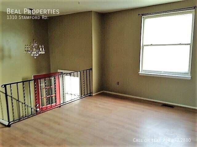 Foto del edificio - 1310 Stamford Rd