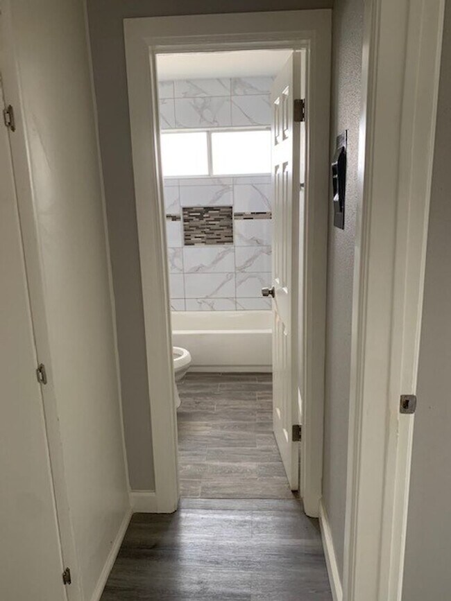 Foto del edificio - 4015 W Adams Blvd