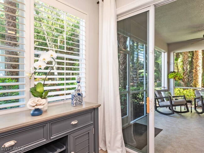 Foto del edificio - 2012 Tarpon Bay Dr N