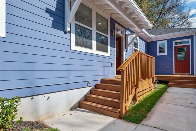 Foto del edificio - 1060 Grant Way SE