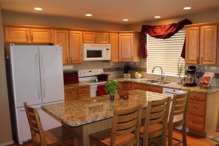 Foto del edificio - 4142 Heathmoor Dr