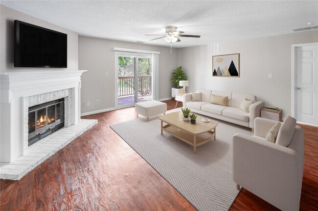 Foto del edificio - 421 Shirley Ridge Dr
