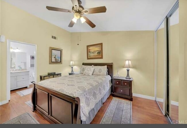 Building Photo - 252 Chaumont Cir