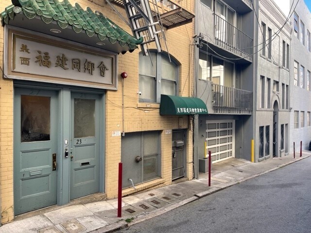 Building Photo - 21 Stone St