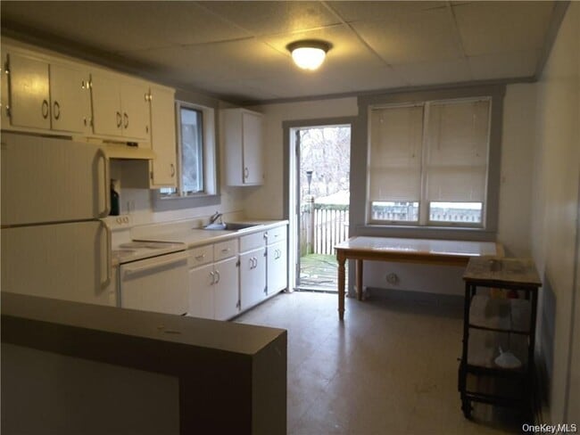 Building Photo - 29 Catskill Ave