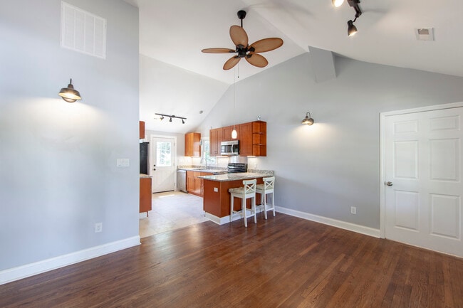 Kitchen & Living Room - 2660 Roslyn Ave