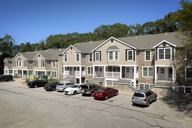 Building Photo - Fairfield Manor at Nesconset