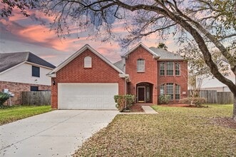 Building Photo - 1202 Woodley Bend