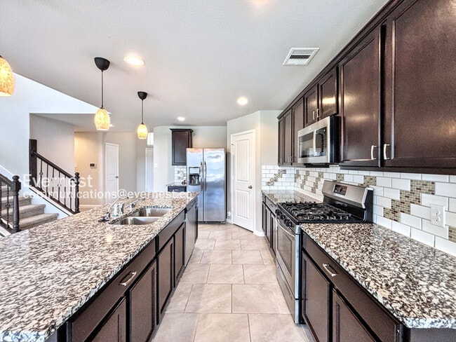 Foto del edificio - 3906 McDonough Way