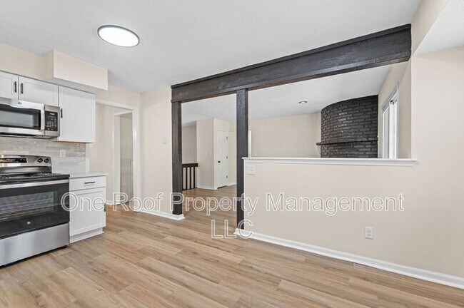 Foto del edificio - 14710 NW 67th St