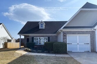 Building Photo - 805 City Park Dr