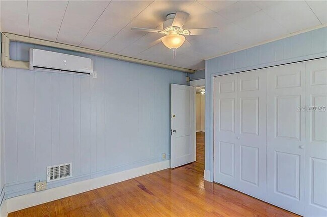 Foto del edificio - 408 3rd Ave E