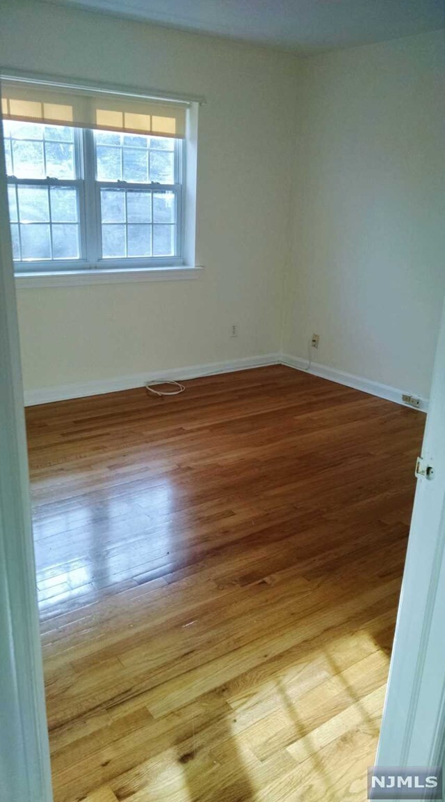 Foto del edificio - 522 N Maple Ave