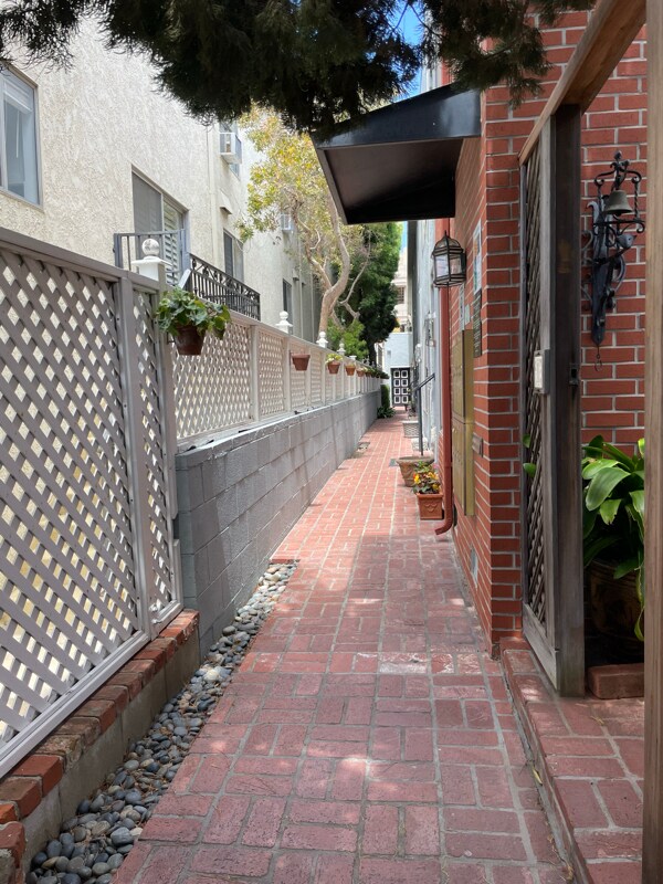 Foto del edificio - 909 6th St