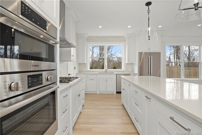 Building Photo - 2 Argento Ln