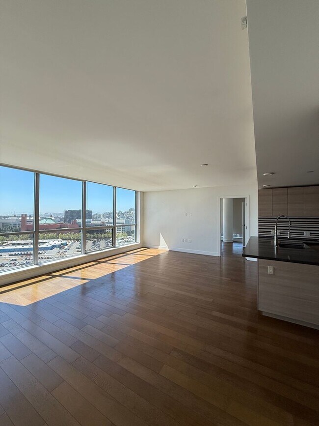 Building Photo - Penthouse Corner Condo at Arden- One of th...