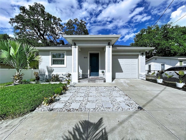 Building Photo - 1806 E Ellicott St