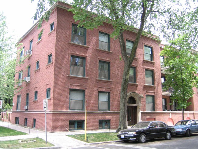 Building Photo - 2815 N Mildred Ave