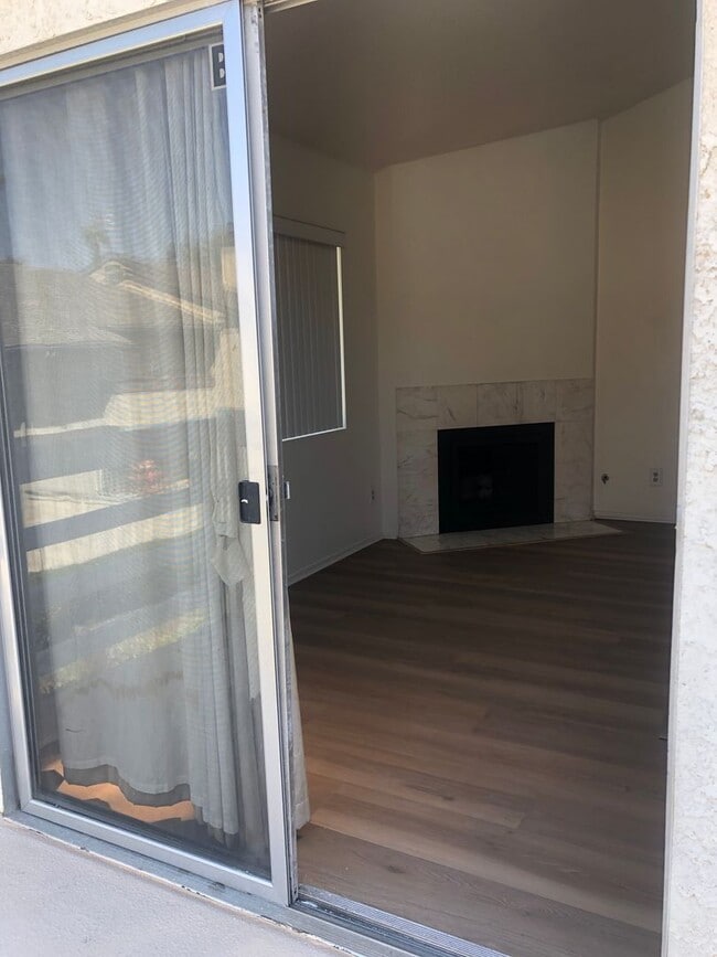 Building Photo - 16621 Dolores Ln