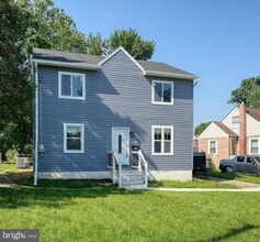 Building Photo - 112 Fox Way