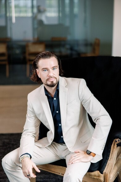 Primary Contact Photo