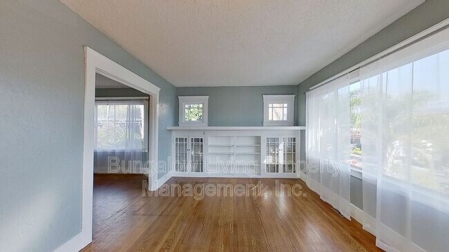 Building Photo - 650 Adams St