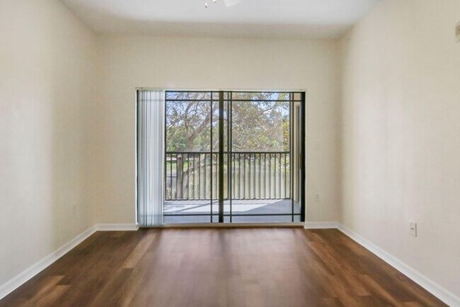 Building Photo - 2805 Veronia Dr