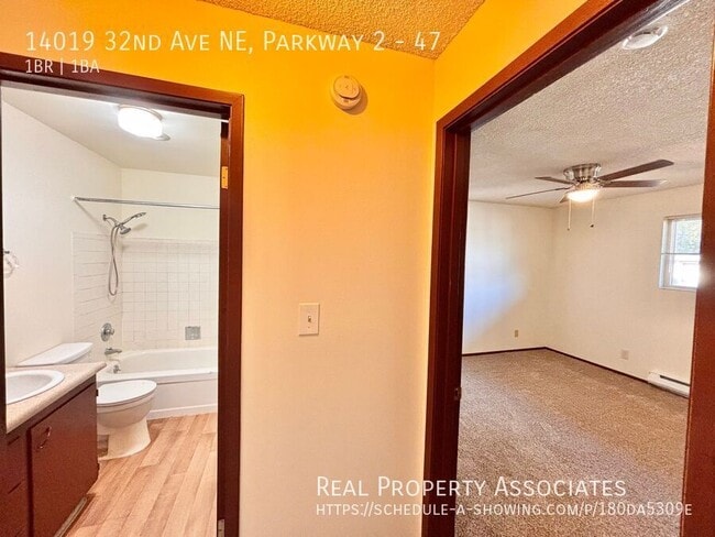 Foto del edificio - 14019 32nd Ave NE