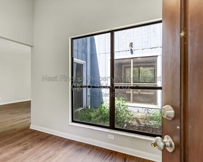 Foto del edificio - 10829 Cheatham Trail