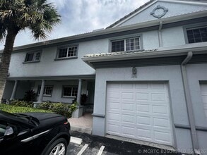 Building Photo - 3456 NW 99th Way
