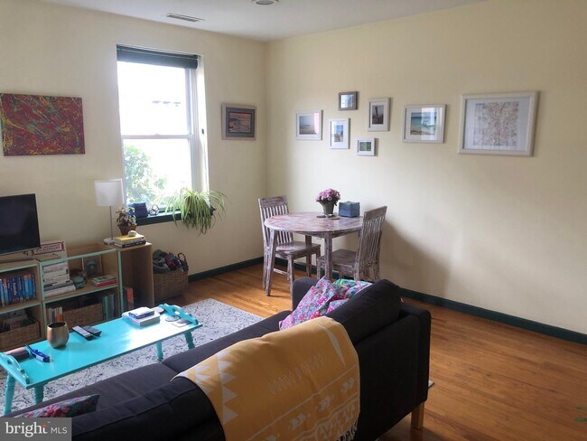 Foto del edificio - 621 S 10th St